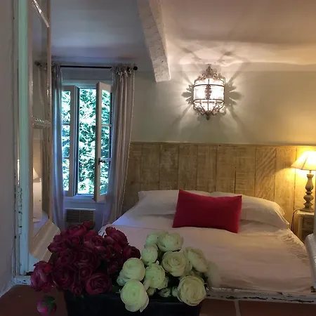 Hotel Clos Des Iris