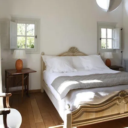 Hotel Clos Des Iris
