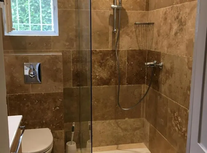 Clos Des Iris 2* Мустье-Сент-Мари